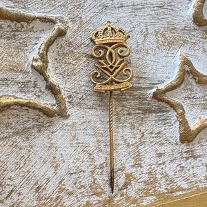 Vintage Commemorative Stick Pin of King Gustav V of Sweden